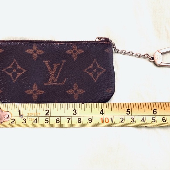 LV zip Pochette - Picture 2 of 5